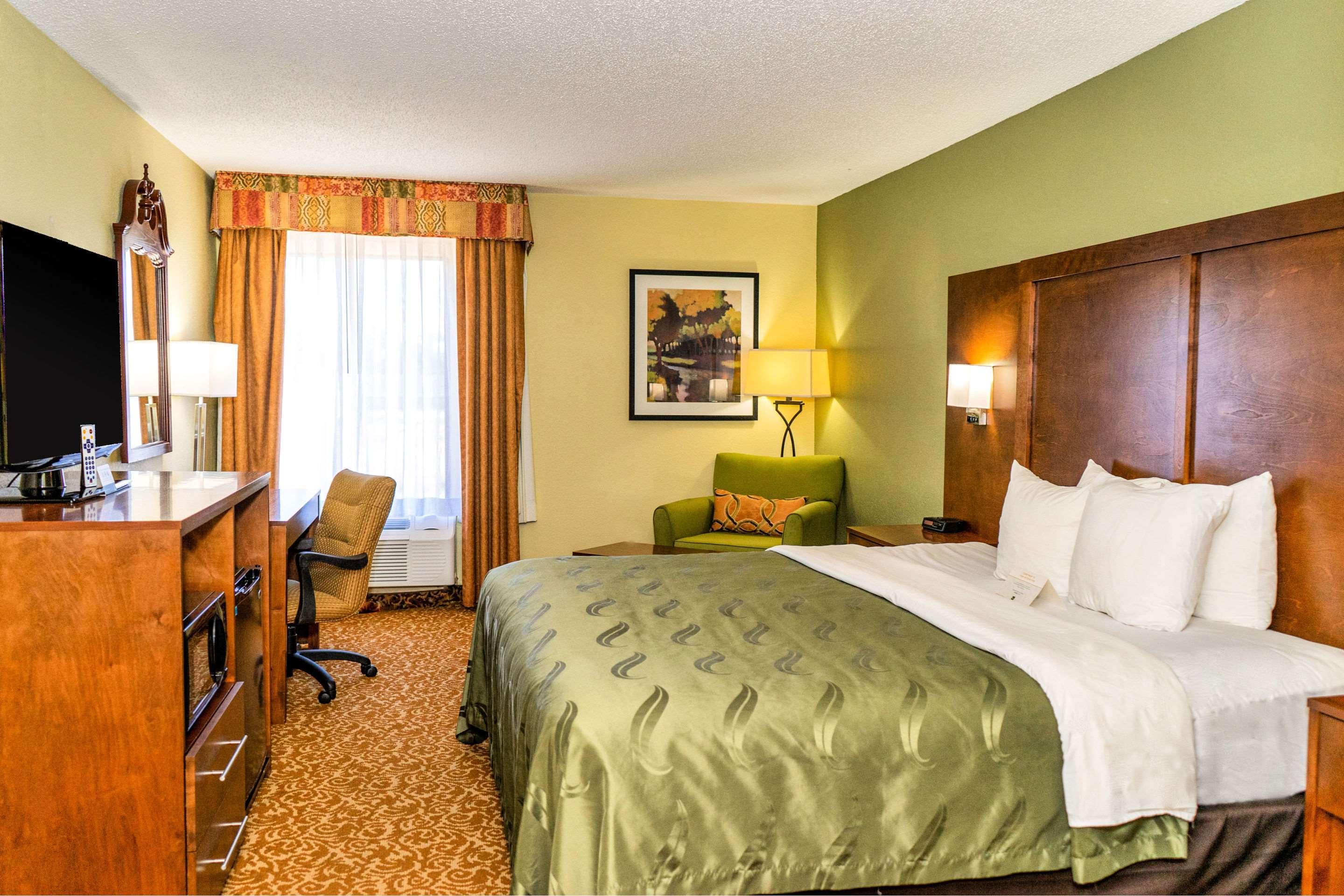 Quality Inn Whiteville North Buitenkant foto