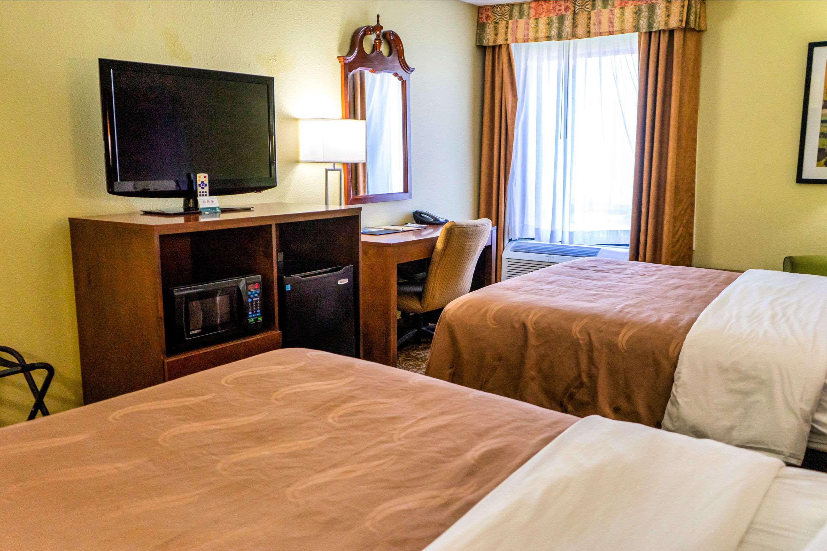 Quality Inn Whiteville North Buitenkant foto