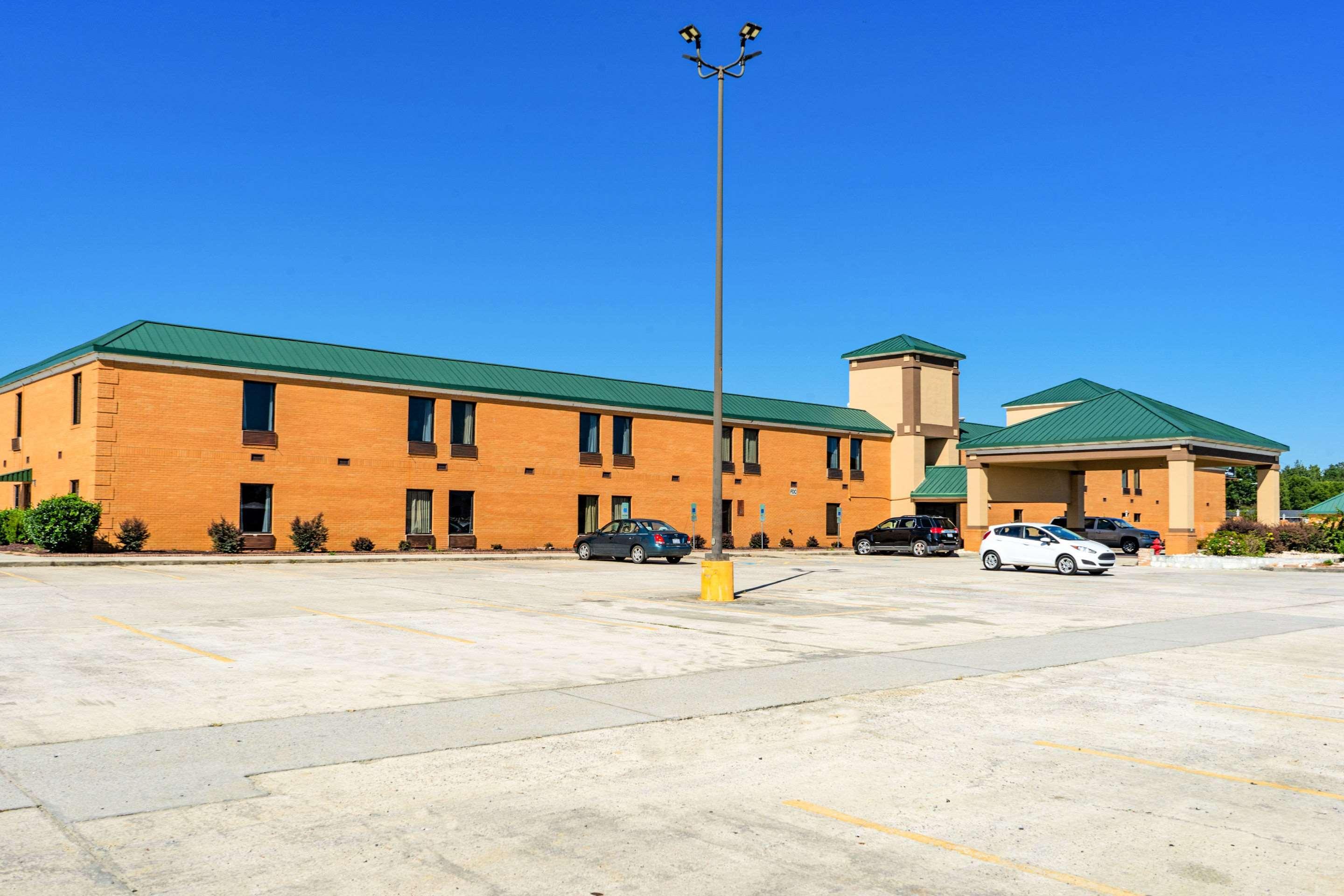 Quality Inn Whiteville North Buitenkant foto